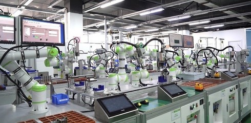 長(zhǎng)廣溪智造 以多媒體技術(shù)鑄就“機(jī)汽共融”智能工廠新標(biāo)桿